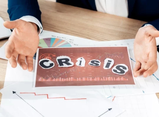 The 6 key steps of crisis management in business