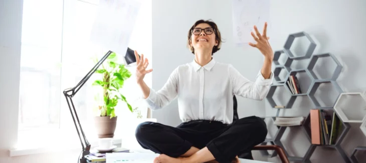 Quels sont les avantages pour vos salariés de faire du yoga au travail ?